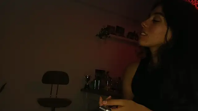 jjjoaquina - Jjjoaquina's free webcam - UK Sex Cams