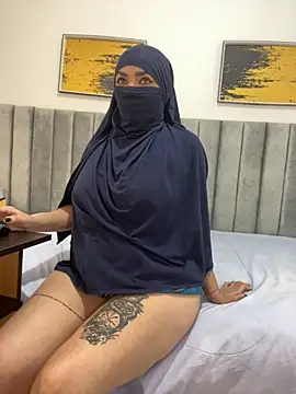 _naylaa_