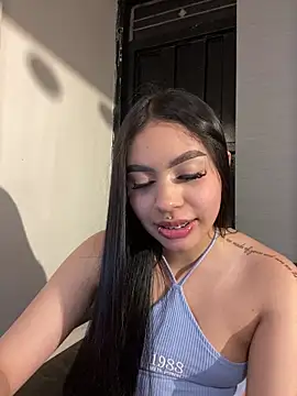 Karina16_pink