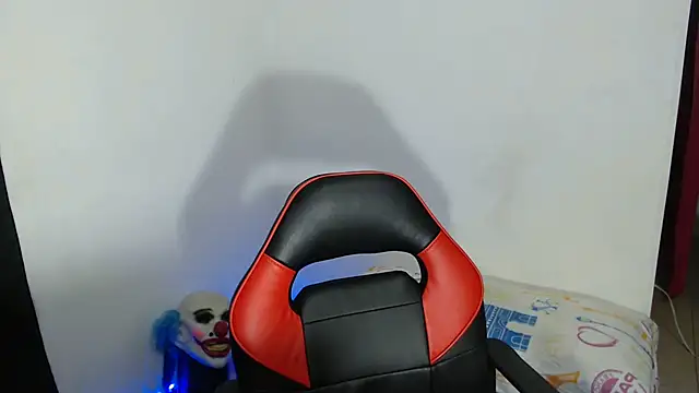 Megan_love01
