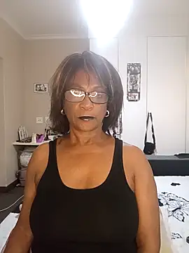 Webcam Model (Hotgrannyx)  is live.Free join now!
