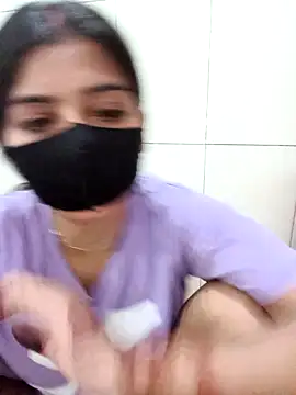 Webcam Model (True_love_02)  is live.Free join now!