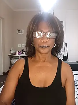 Webcam Model (Hotgrannyx)  is live.Free join now!
