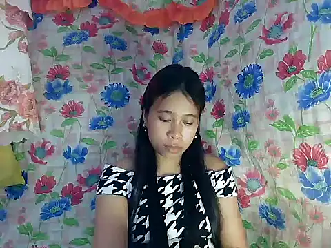Pinay_Skinny18
