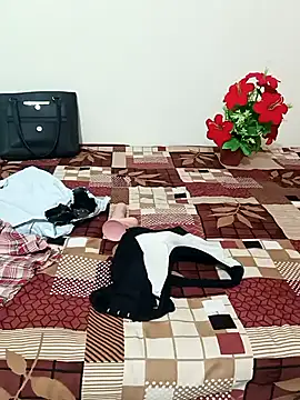 Webcam Model (Shanu_Shah)  is live.Free join now!