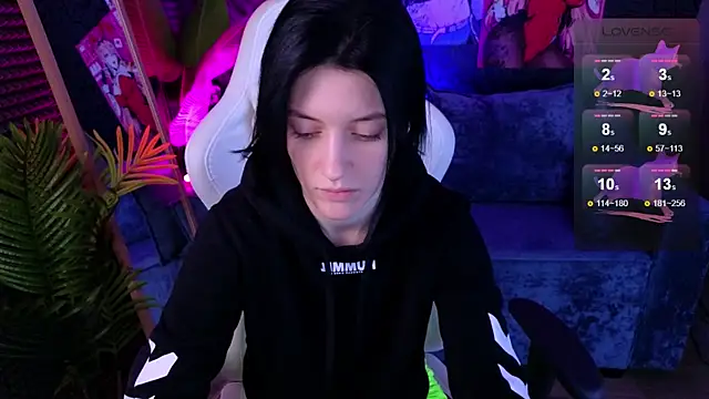 roxy_riot_