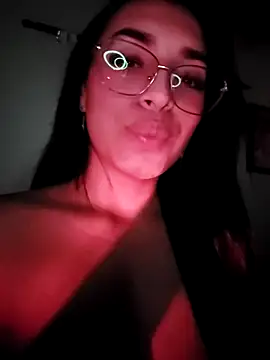 Linda_Saenz_