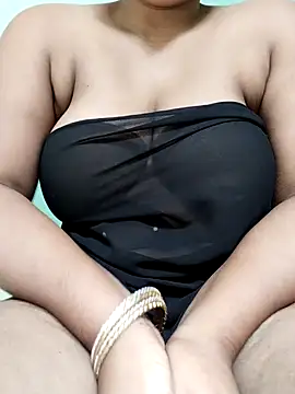 Webcam Model (Maya-22)  is live.Free join now!