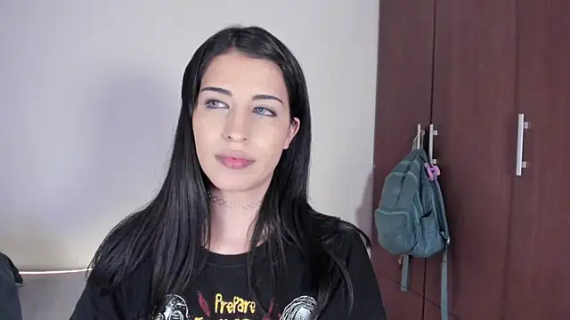 scarlettrosetti - ScarlettRosetti's free webcam - UK Sex Cams