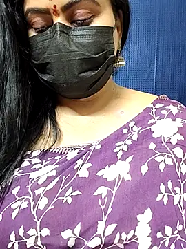 Webcam Model (Veronica_cutie)  is live.Free join now!