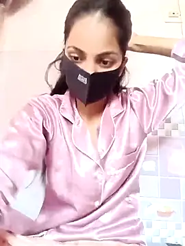 Webcam Model (Sandhya_77)  is live.Free join now!