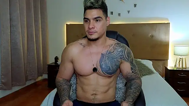 Steven_Velez