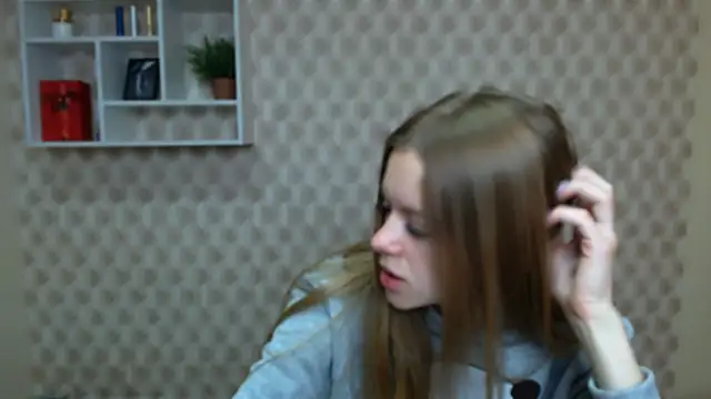 AliceFlirtt_