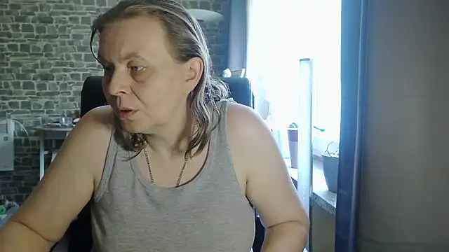 SweetPhoenix76