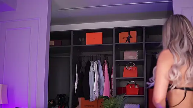 Monique_Celeste
