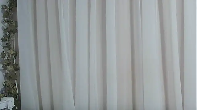angelainparis28
