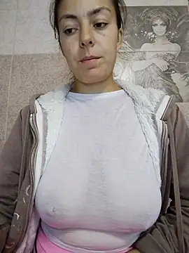 lenabloomy - LenaBloomy's free webcam - UK Sex Cams
