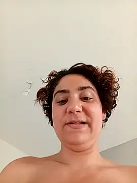 Webcam Model (Nell-X)  is live.Free join now!