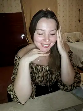 Webcam Model (VselenaSun402)  is live.Free join now!