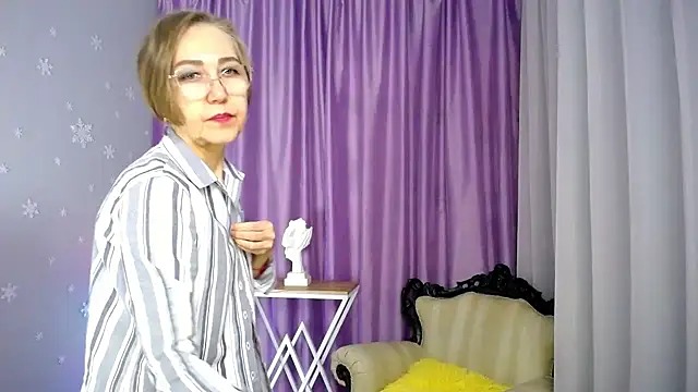 queen_a_n_i