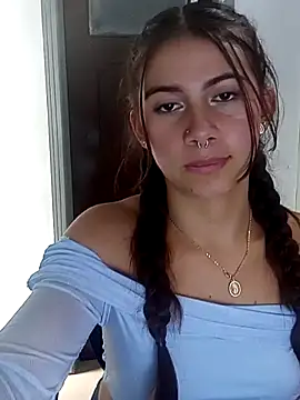 Webcam Model (CharlotteSex_)  is live.Free join now!