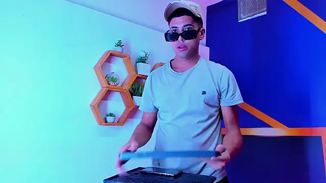 Play_boys_Hot2