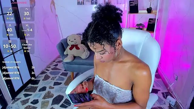 kileyyHot