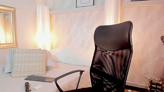 Emilly_Beaumont