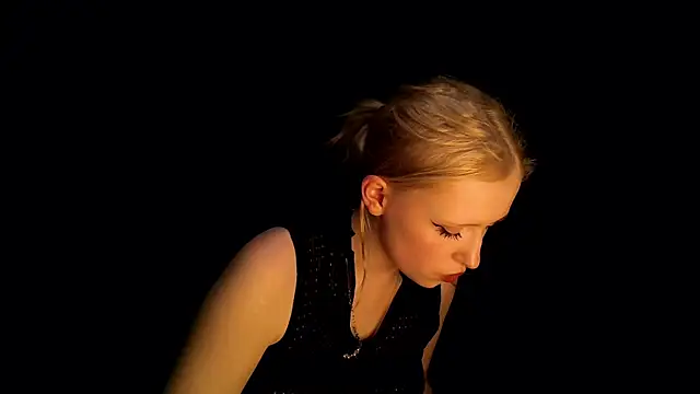 rosy_petal - Rosy_petal's free webcam - UK Sex Cams