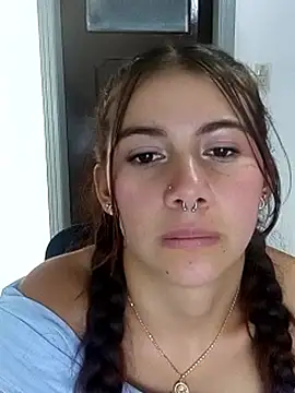 Webcam Model (CharlotteSex_)  is live.Free join now!