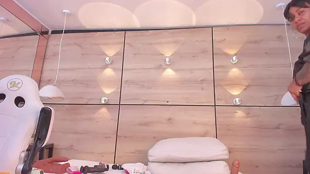 martina_touss