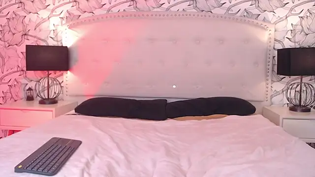 Adrianna5_