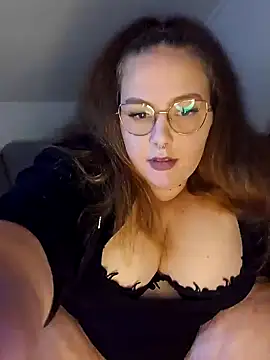 _Julie_x