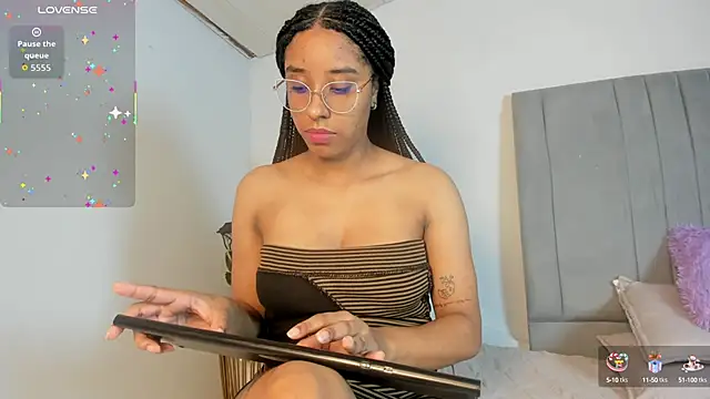 Sophia_Ebony