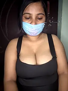 Lusty-radhika