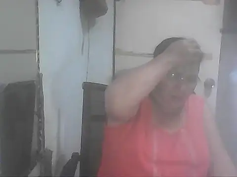 hotwet_mama4uxx