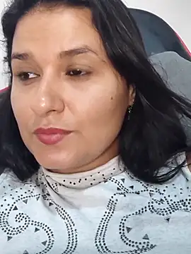 elena_jonees