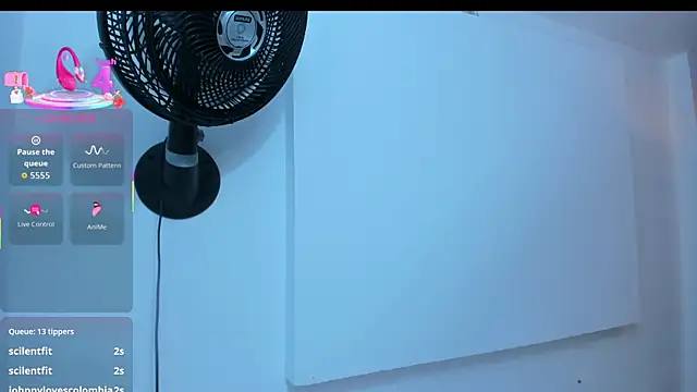 Mature_juliana1
