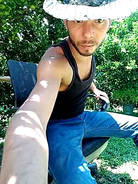 AlphaAlterX live cam