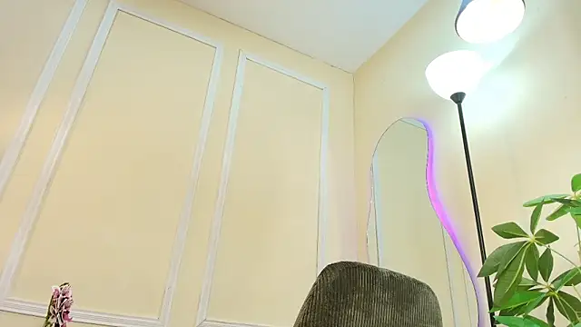 keila_hott20