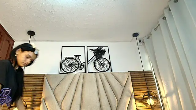 Cinthiabaker webcam stripchat model stream image