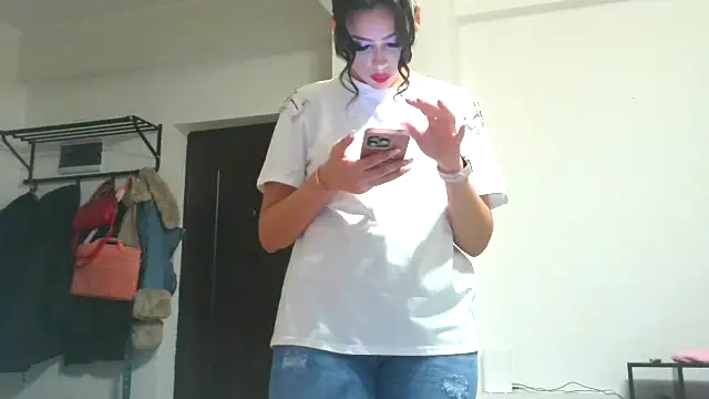 LovelyJulliette