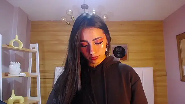 Abril_Velvet_a_