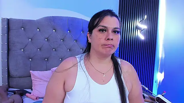 martina_foxy_