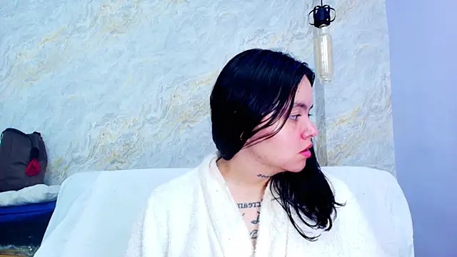 Mia_candy_0
