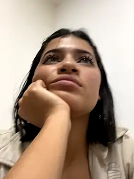 MaskedGirl_