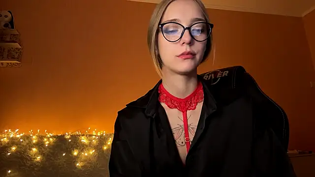 evapeace - EvaPeace's free webcam - UK Sex Cams