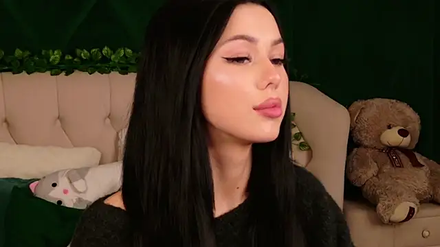 Leya_Foxhall