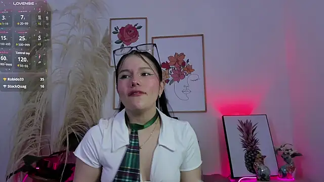 pixiehot - Pixiehot's free webcam - UK Sex Cams