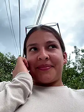 Cora_sarah
